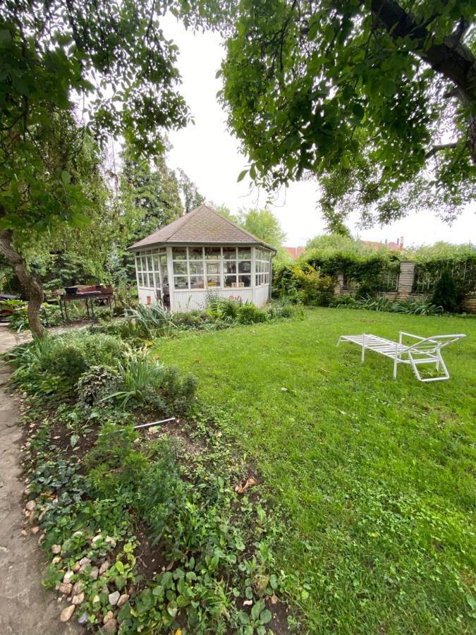 B&B Chardas Bük Екстериор снимка