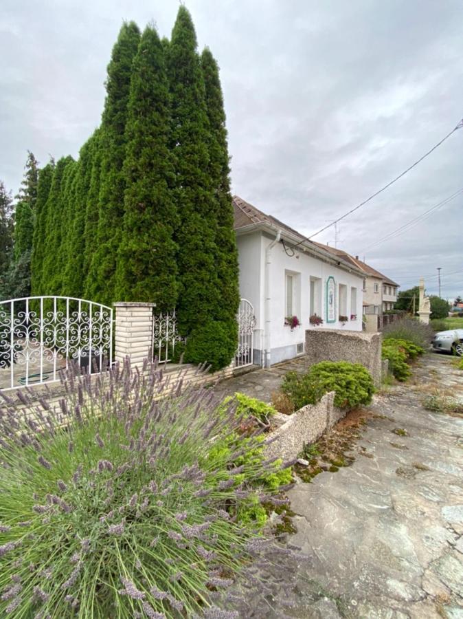 B&B Chardas Bük Екстериор снимка